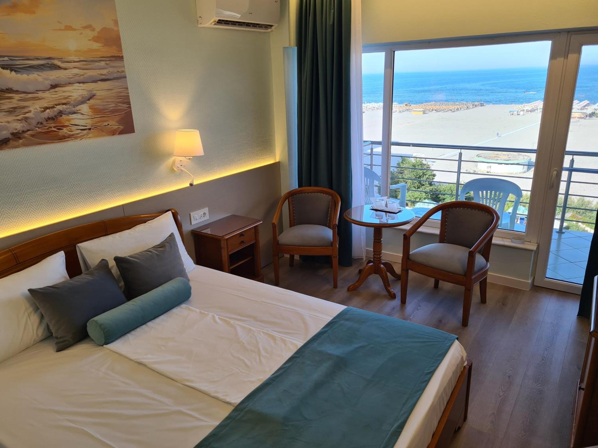 Hotel Comandor มามายา ภายนอก รูปภาพ
