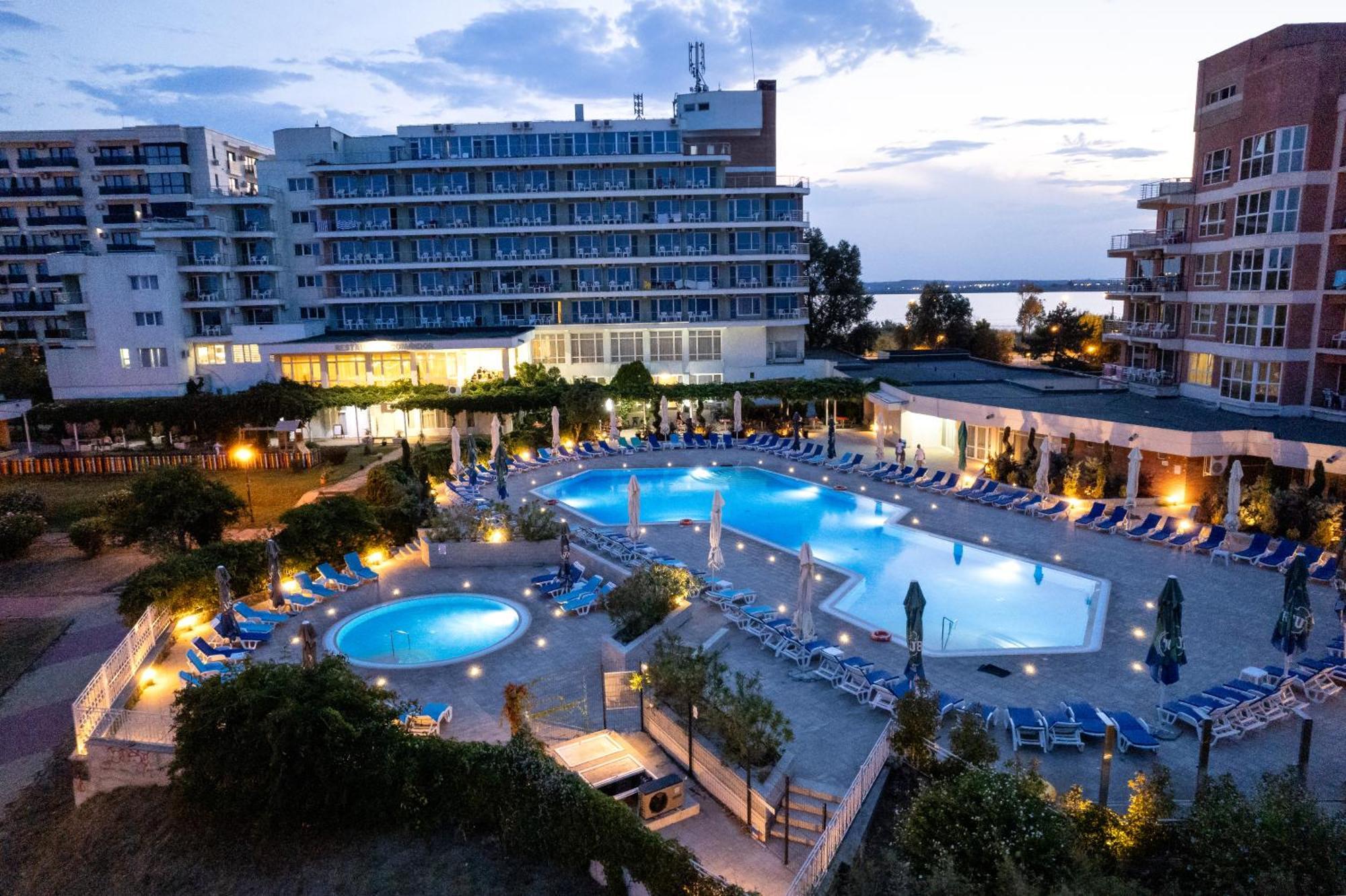 Hotel Comandor มามายา ภายนอก รูปภาพ