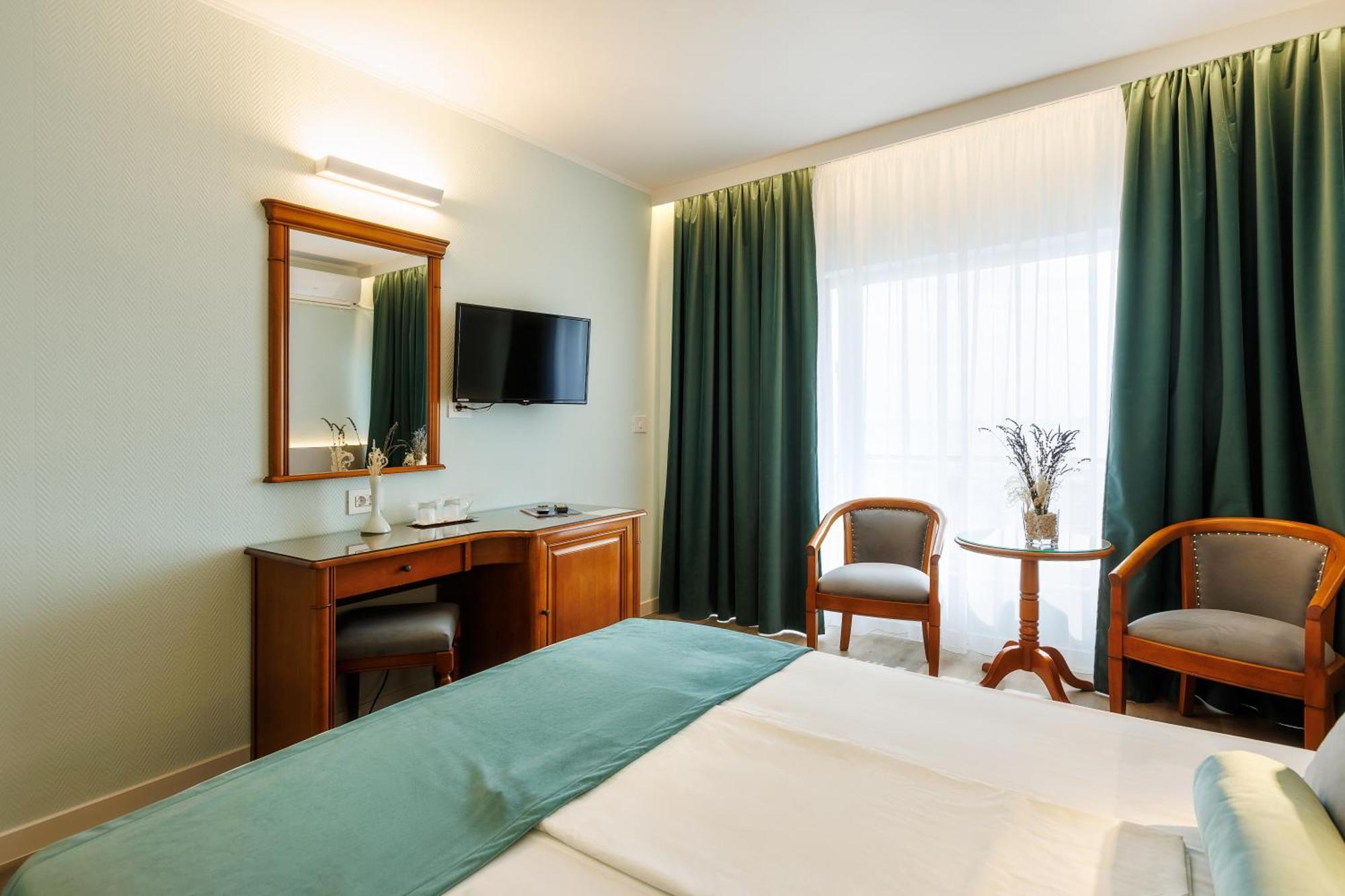 Hotel Comandor มามายา ภายนอก รูปภาพ