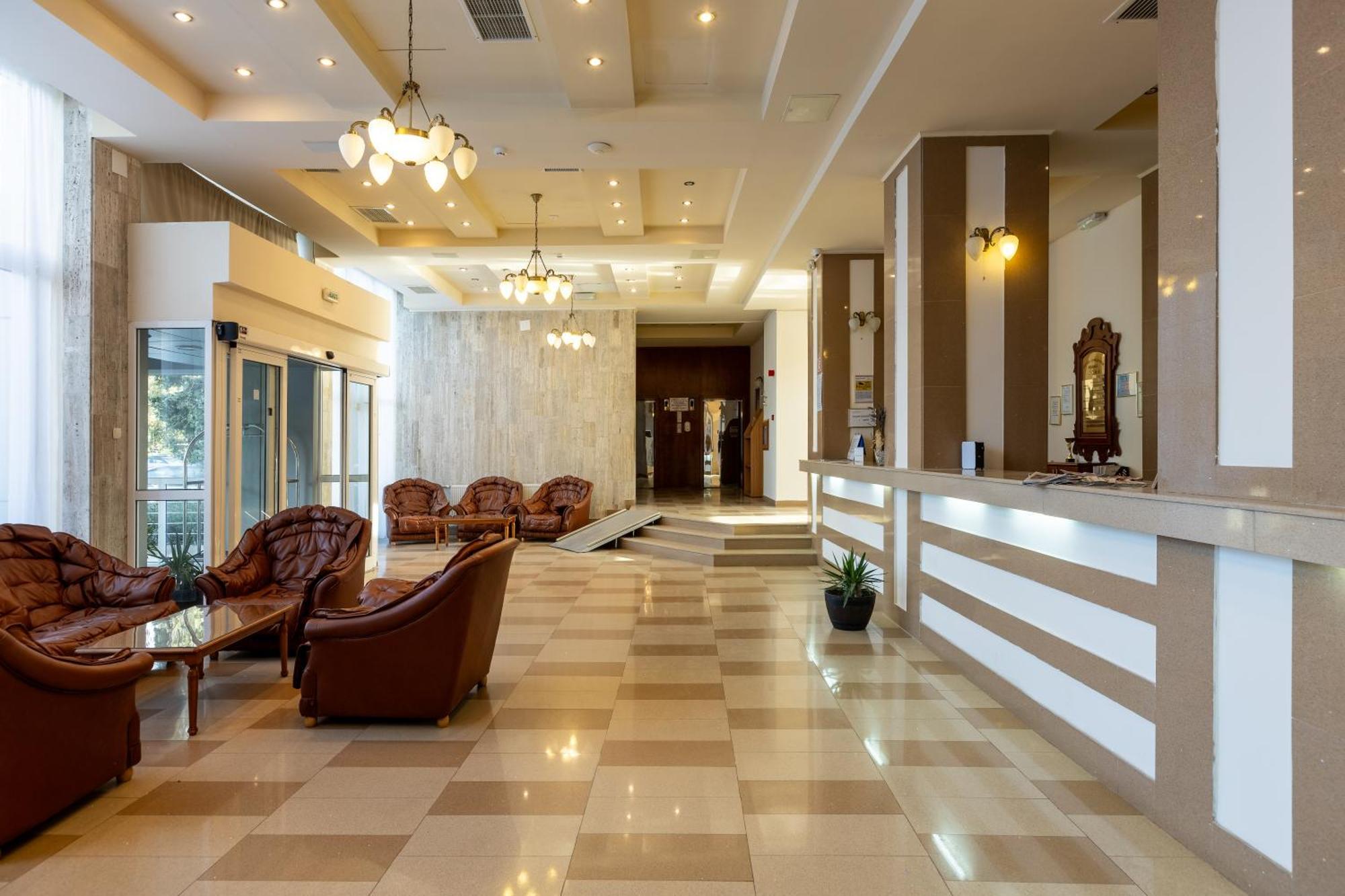 Hotel Comandor มามายา ภายนอก รูปภาพ
